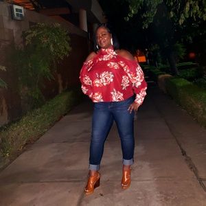 Meet your Posher, Roslyn